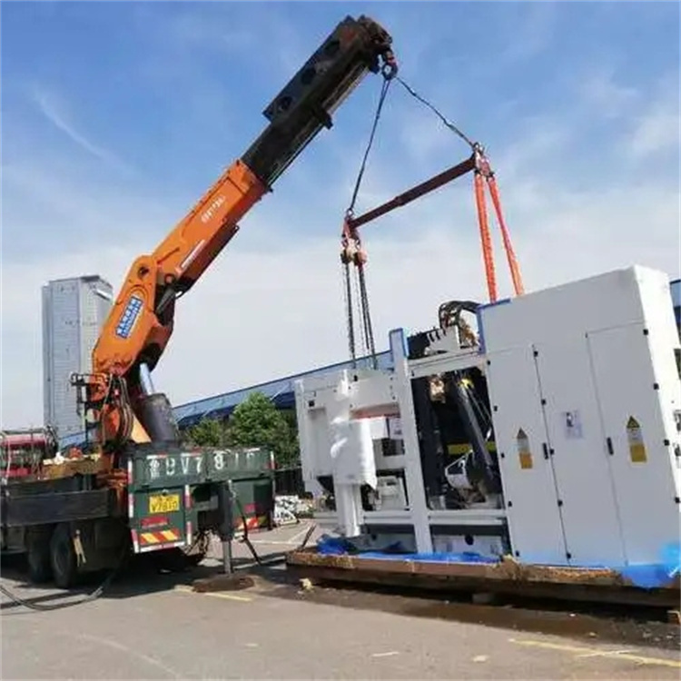 钦北附近小吊车联系方式|8-16吨|本地及时服务