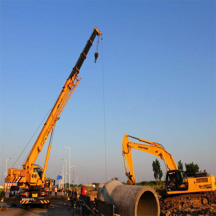 钦北工地租吊车多少钱